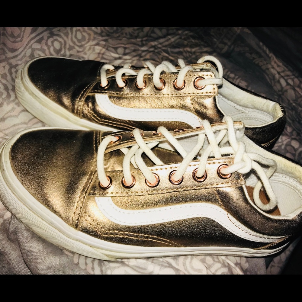 GOLD VANS